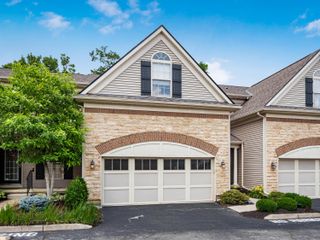 2362 Village @ Bexley Drive, Columbus, OH 43209
