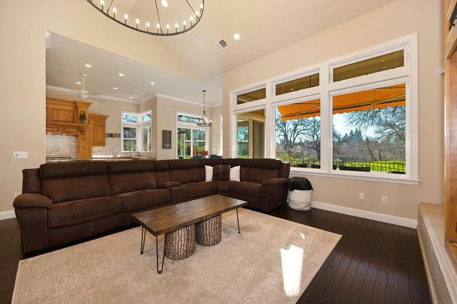 4022 Legend Dr, Rocklin, CA 95765