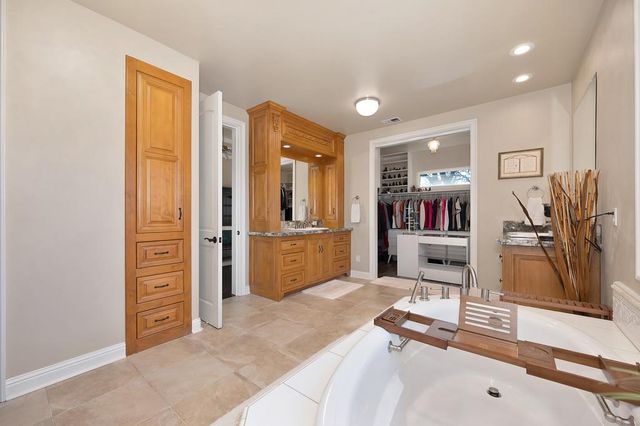 4022 Legend Dr, Rocklin, CA 95765