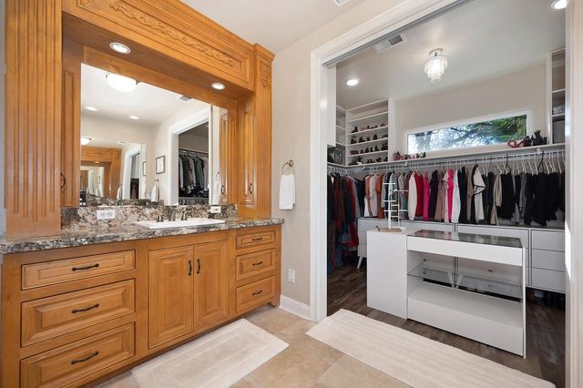 4022 Legend Dr, Rocklin, CA 95765