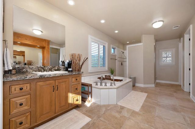 4022 Legend Dr, Rocklin, CA 95765