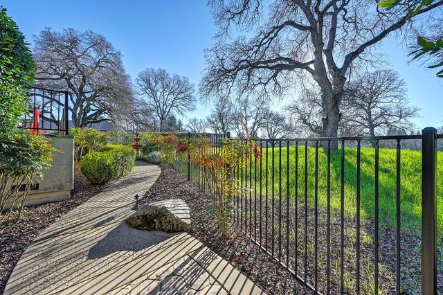 4022 Legend Dr, Rocklin, CA 95765