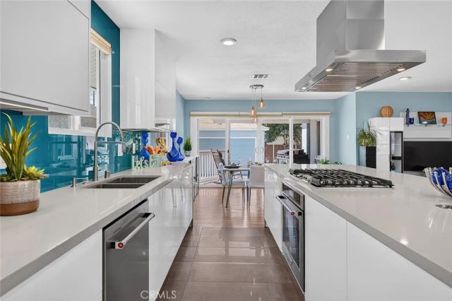 15225 Parron, Gardena, CA 90249