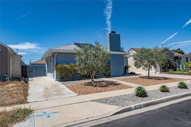15225 Parron, Gardena, CA 90249