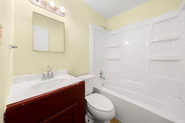 6125 Chaddsford Drive, Fort Wayne, IN 46816