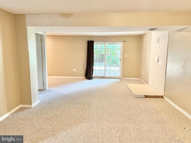 15407 SKYLINE DR, Dumfries, VA 22025