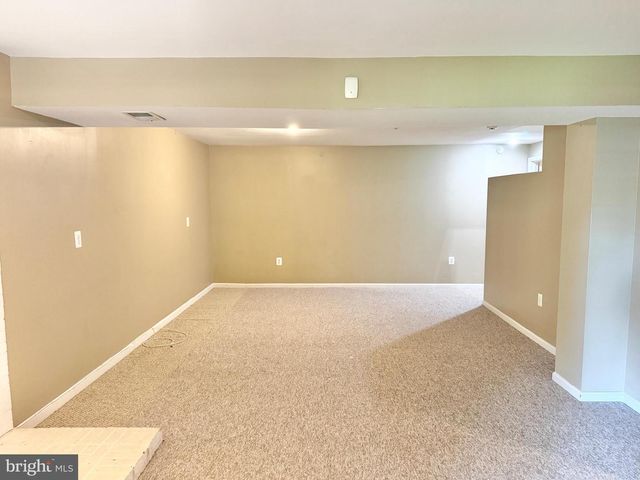 15407 SKYLINE DR, Dumfries, VA 22025