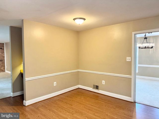 15407 SKYLINE DR, Dumfries, VA 22025