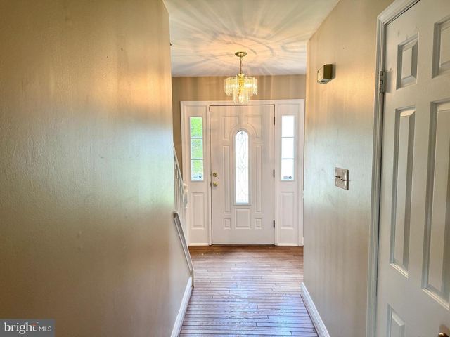 15407 SKYLINE DR, Dumfries, VA 22025