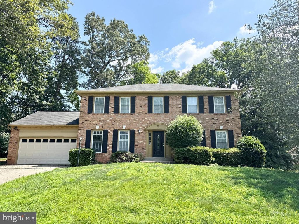 15407 SKYLINE DR, Dumfries, VA 22025