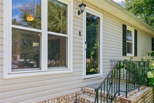 6070 Pine Mountain NW Court, Kennesaw, GA 30152