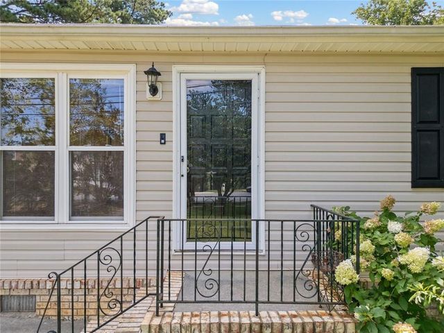 6070 Pine Mountain NW Court, Kennesaw, GA 30152