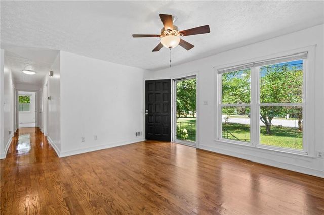 6070 Pine Mountain NW Court, Kennesaw, GA 30152