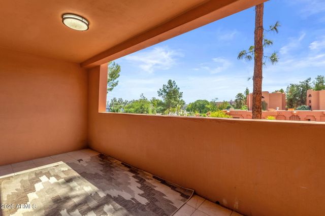 12222 N PARADISE VILLAGE Parkway S 233, Phoenix, AZ 85032
