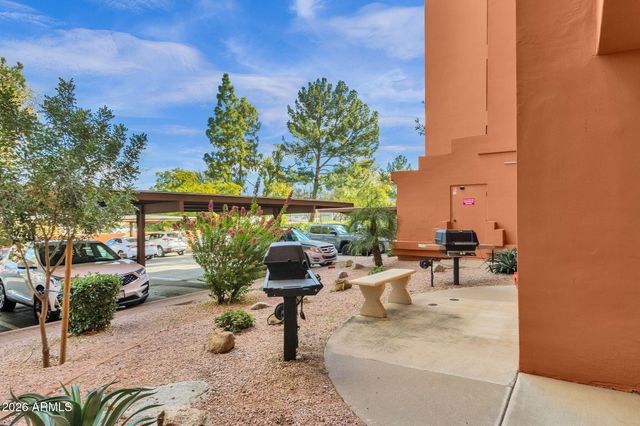 12222 N PARADISE VILLAGE Parkway S 233, Phoenix, AZ 85032