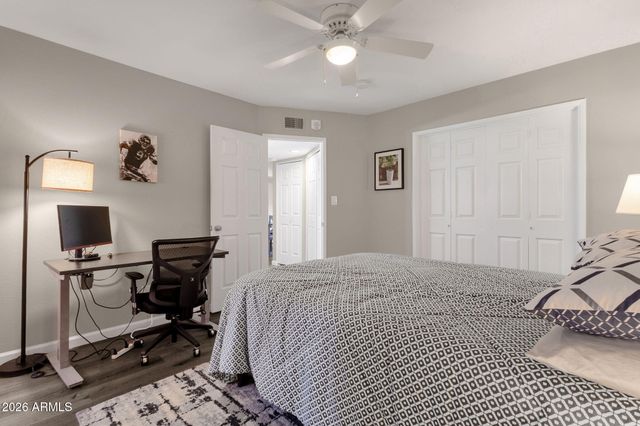 12222 N PARADISE VILLAGE Parkway S 233, Phoenix, AZ 85032