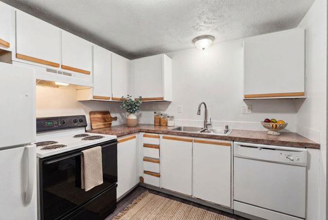2927 E Olympic Ave, Spokane, WA 99217