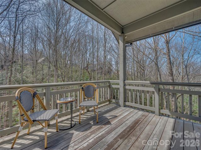 22 Wild Ivy Run, Hendersonville, NC 28739