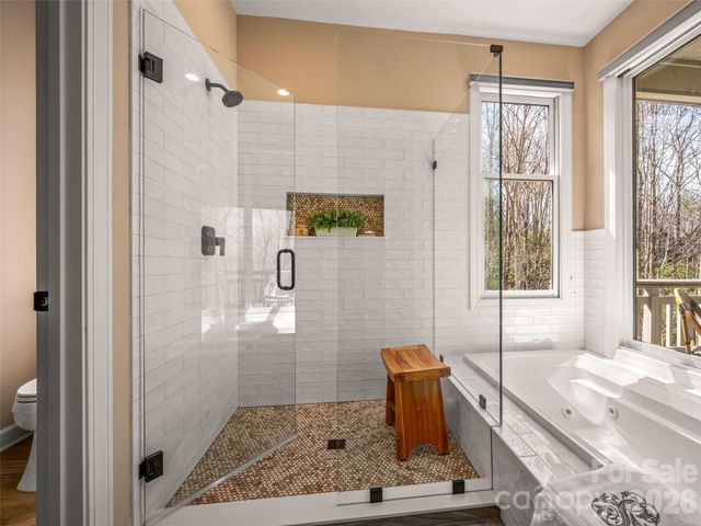 22 Wild Ivy Run, Hendersonville, NC 28739