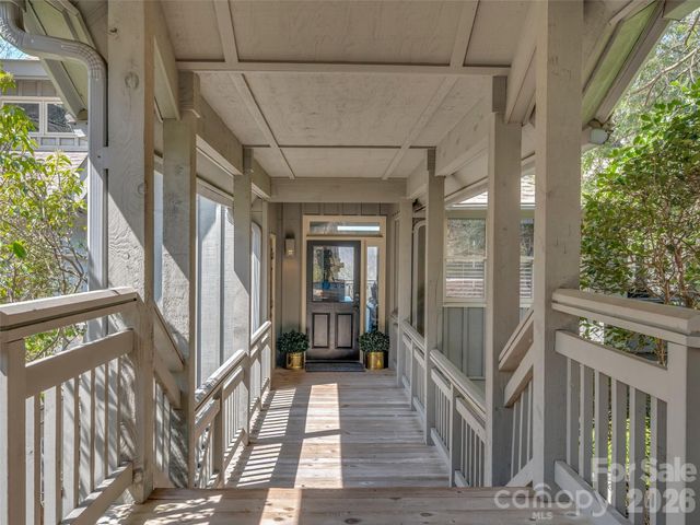 22 Wild Ivy Run, Hendersonville, NC 28739