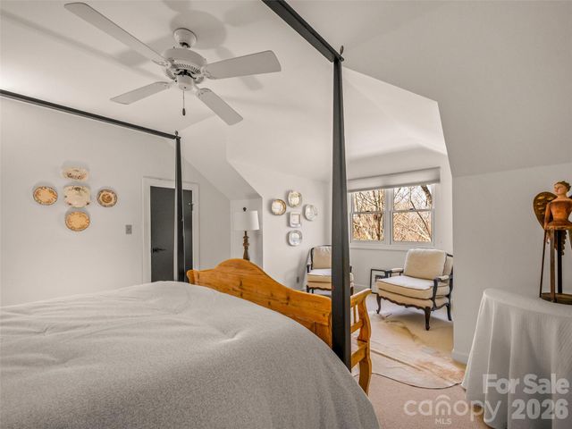 22 Wild Ivy Run, Hendersonville, NC 28739