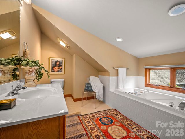 22 Wild Ivy Run, Hendersonville, NC 28739