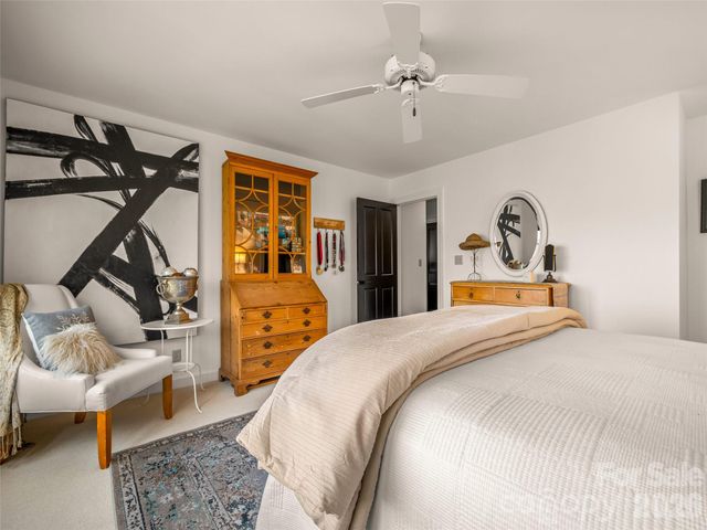 22 Wild Ivy Run, Hendersonville, NC 28739