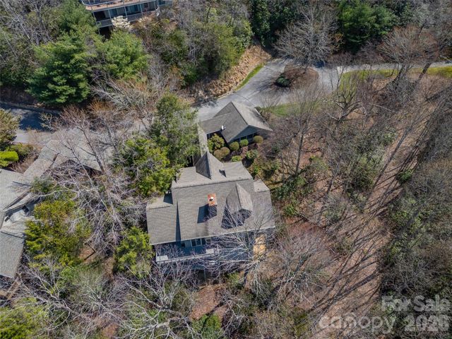 22 Wild Ivy Run, Hendersonville, NC 28739