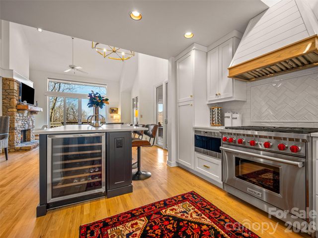 22 Wild Ivy Run, Hendersonville, NC 28739