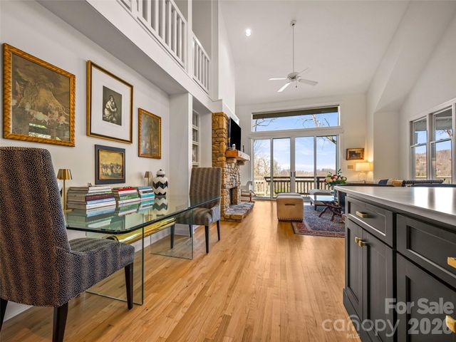 22 Wild Ivy Run, Hendersonville, NC 28739