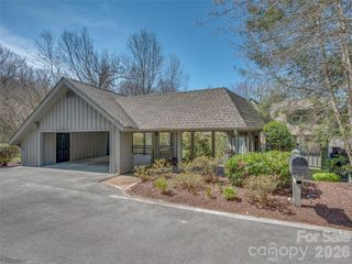 22 Wild Ivy Run, Hendersonville, NC 28739
