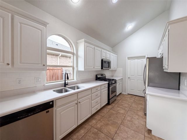 12817 Breckenridge Court, Fort Worth, TX 76177