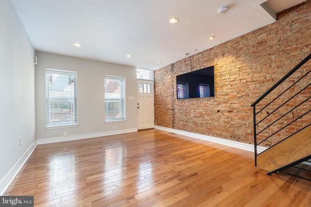 1640 S CHADWICK ST, Philadelphia, PA 19145