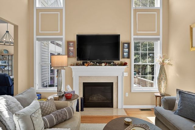 22 Picket Fence, Plymouth, MA 02360