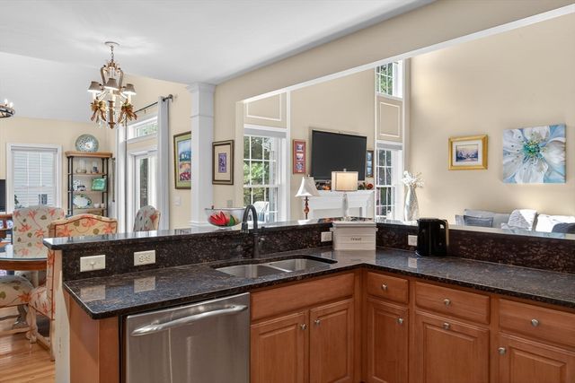 22 Picket Fence, Plymouth, MA 02360