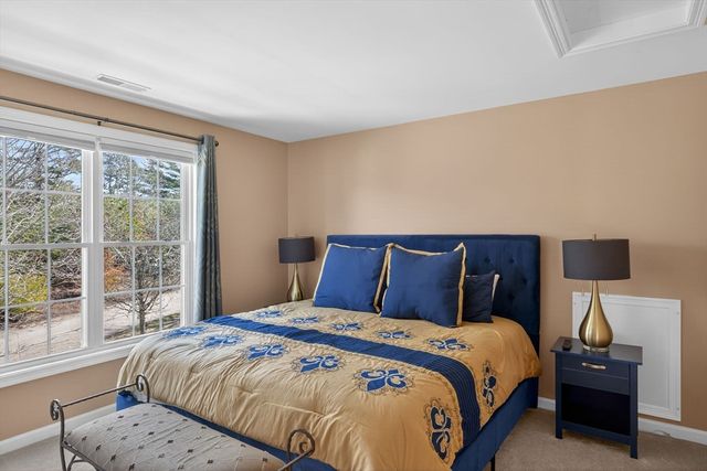 22 Picket Fence, Plymouth, MA 02360