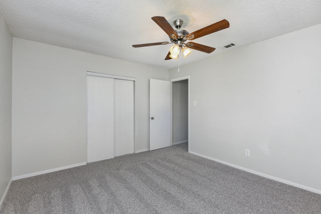 106 Willow Lane, Burleson, TX 76028