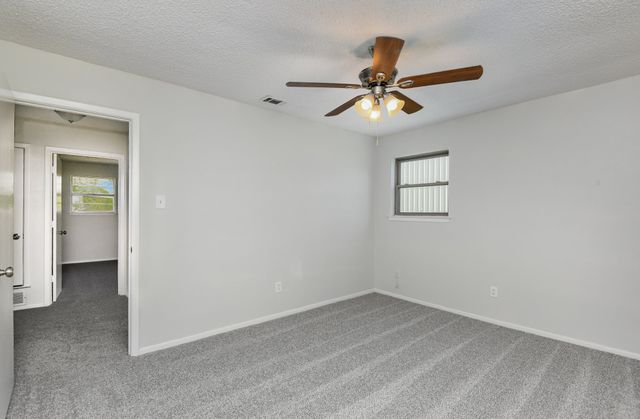 106 Willow Lane, Burleson, TX 76028