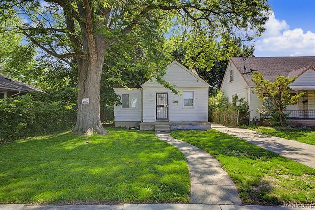 6438 Archdale Street, Detroit, MI 48228
