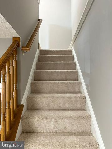 20527 LOWFIELD DR, Germantown, MD 20874