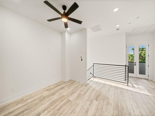 2416 Sumpter Street A, Houston, TX 77026