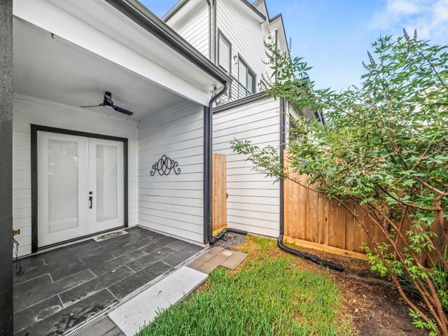2416 Sumpter Street A, Houston, TX 77026