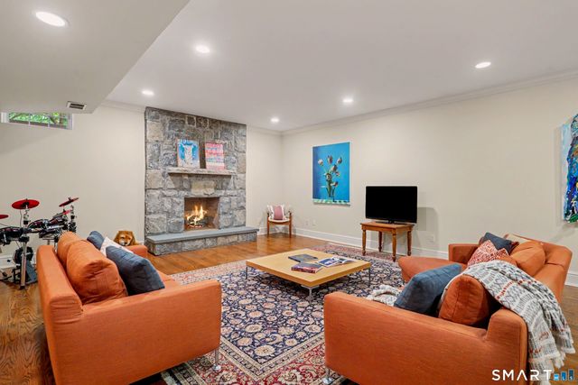 7 Pond Edge Road, Westport, CT 06880