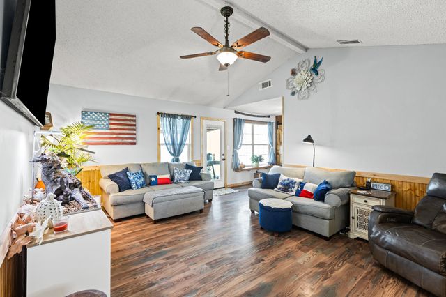 4586 County Road 2604, Caddo Mills, TX 75135