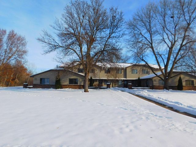 5676 Brandlwood Court 53, White Bear Lake, MN 55110