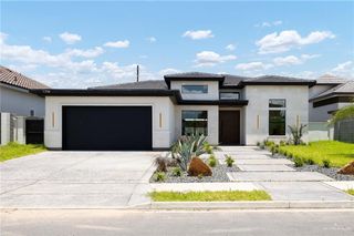 1704 S Middleton Street, Edinburg, TX 78539