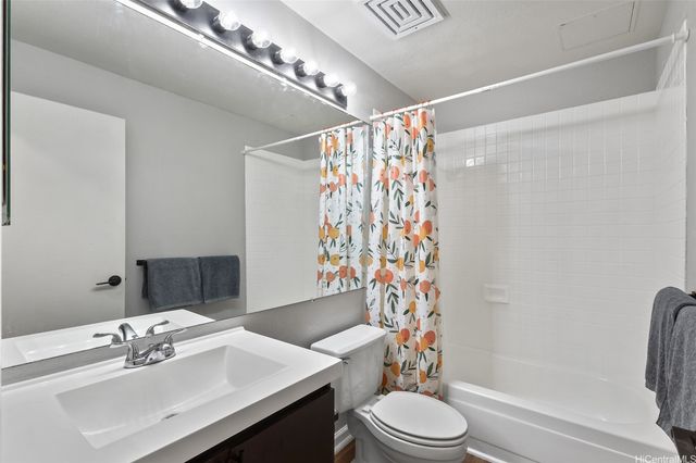 94-1467 Waipio Uka Street T204, Waipahu, HI 96797