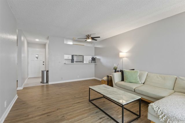 94-1467 Waipio Uka Street T204, Waipahu, HI 96797