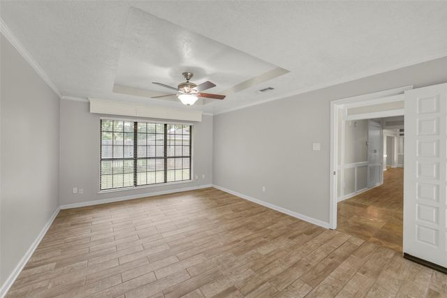 5147 Beechnut Street, Houston, TX 77096