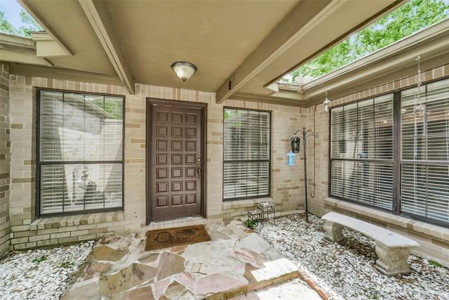 5147 Beechnut Street, Houston, TX 77096